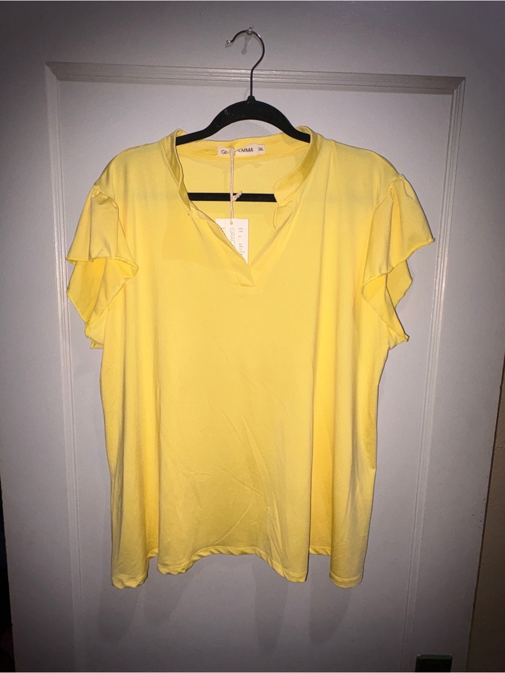 Grace & Emma 2x NWT Women's Yellow Ruffle Sleeve V-Neck Top